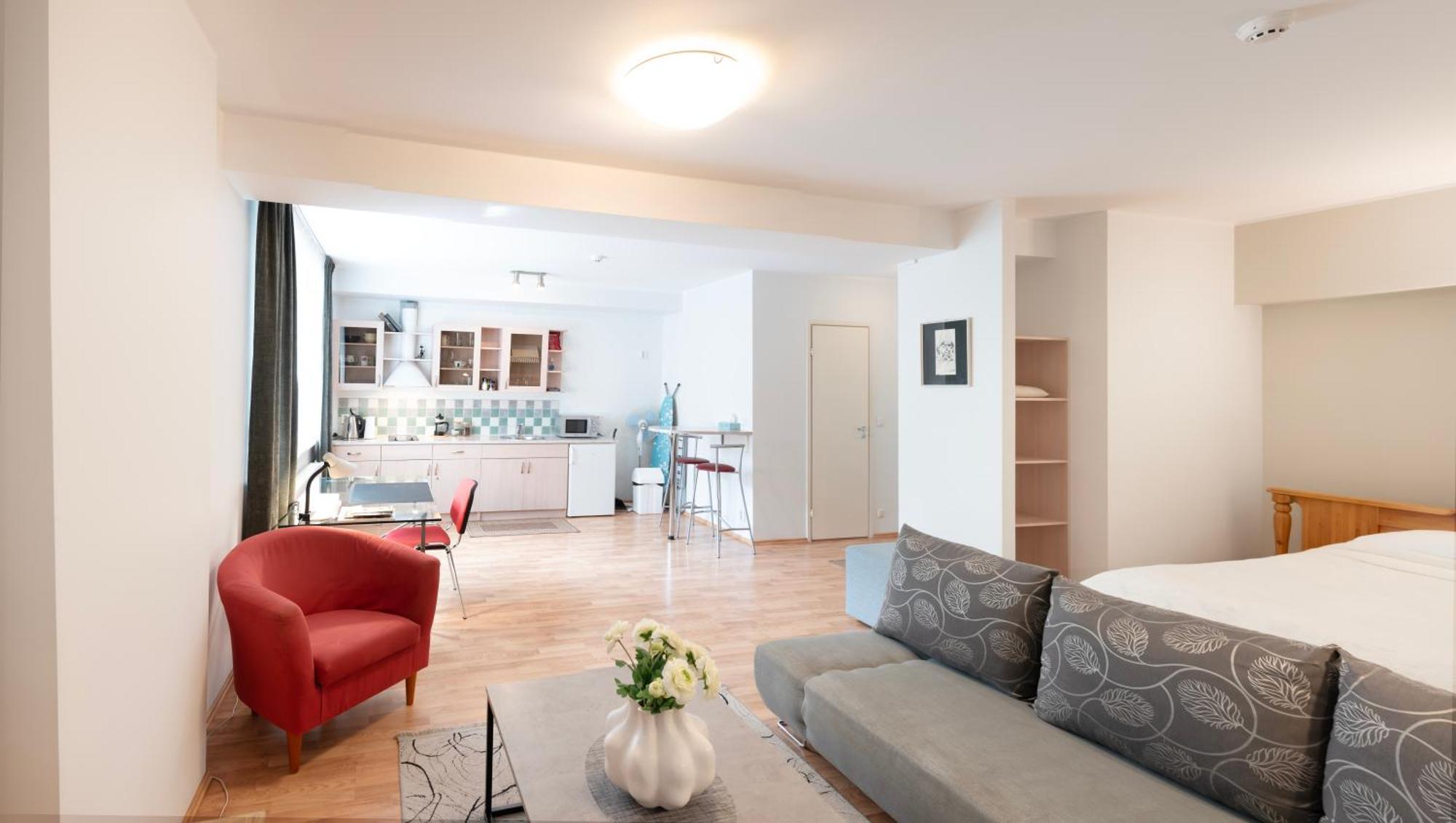 Wilde Guest Apartments Uelikooli 6 Tartu Bagian luar foto